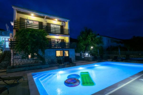 Гостиница Apartments Mila  Кленовица